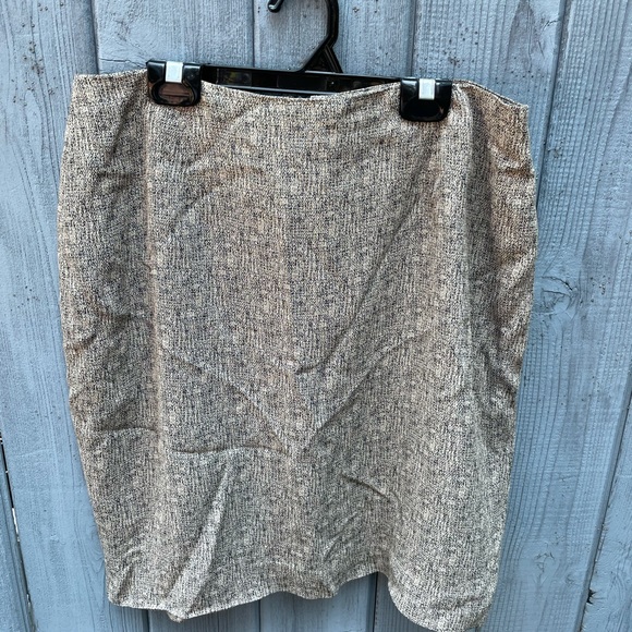 Jones New York Pencil Skirt - Picture 1 of 2